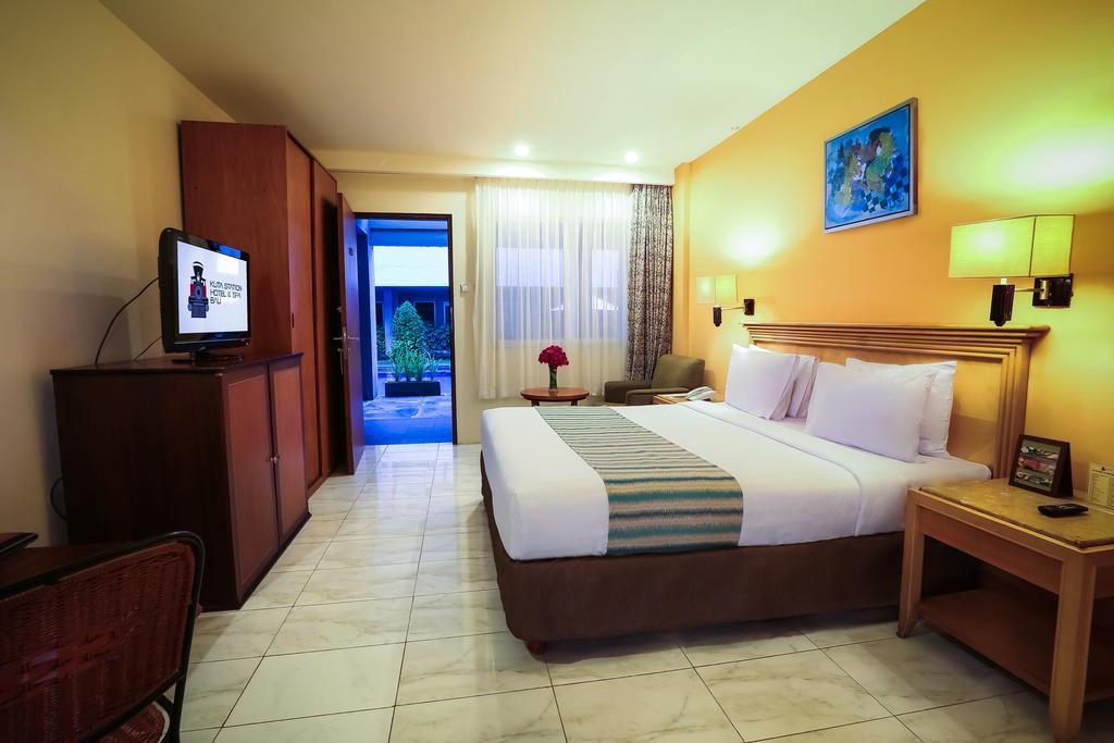 Kuta Station Hotel And Spa Бали Экстерьер фото